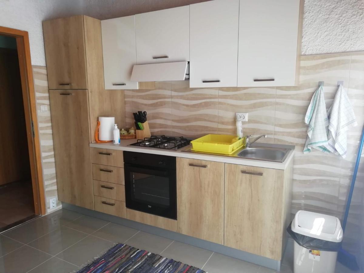 Three Bedroom Apartment With Amazing Sea View Трогир Екстериор снимка