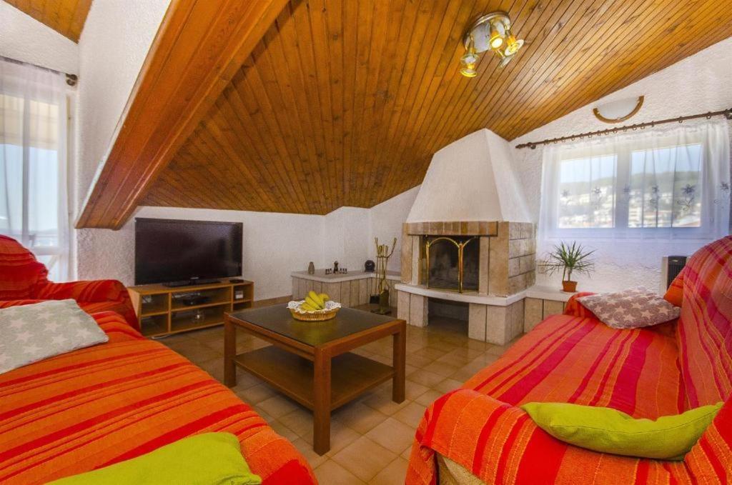 Three Bedroom Apartment With Amazing Sea View Трогир Екстериор снимка