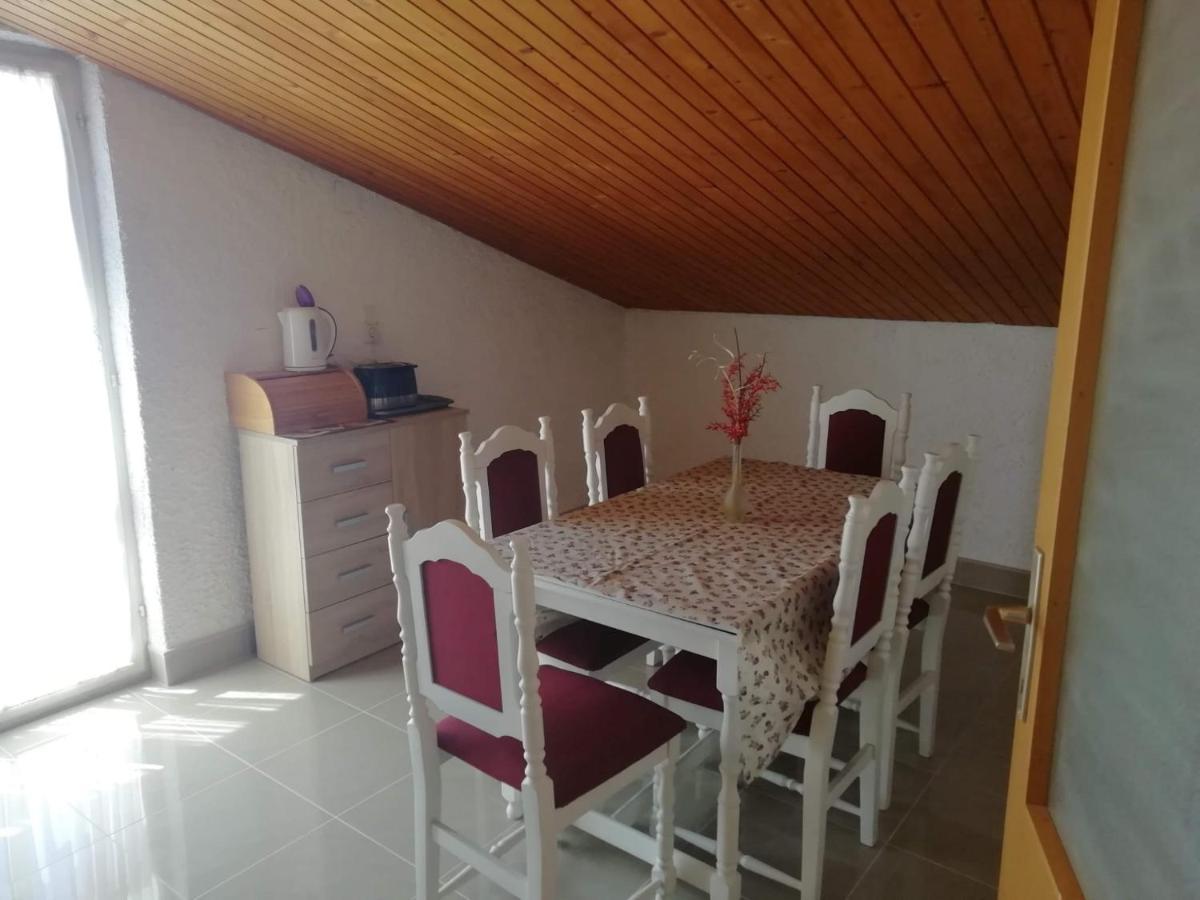 Three Bedroom Apartment With Amazing Sea View Трогир Екстериор снимка